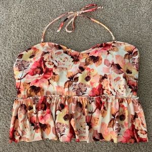 HARD TO FIND KORTNI JEANE FLORAL TOP